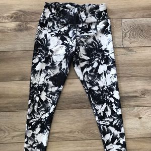 Floral athletic leggings